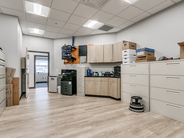 More Photos Of 8890 S Sunnylane Rd, Oklahoma City Flex For Sale