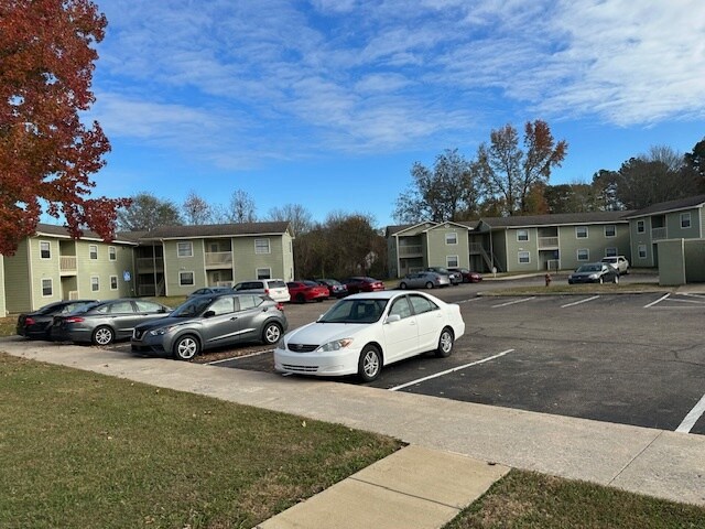 More Photos Of 506 Pecan Dr, Bolivar Apartments For Sale