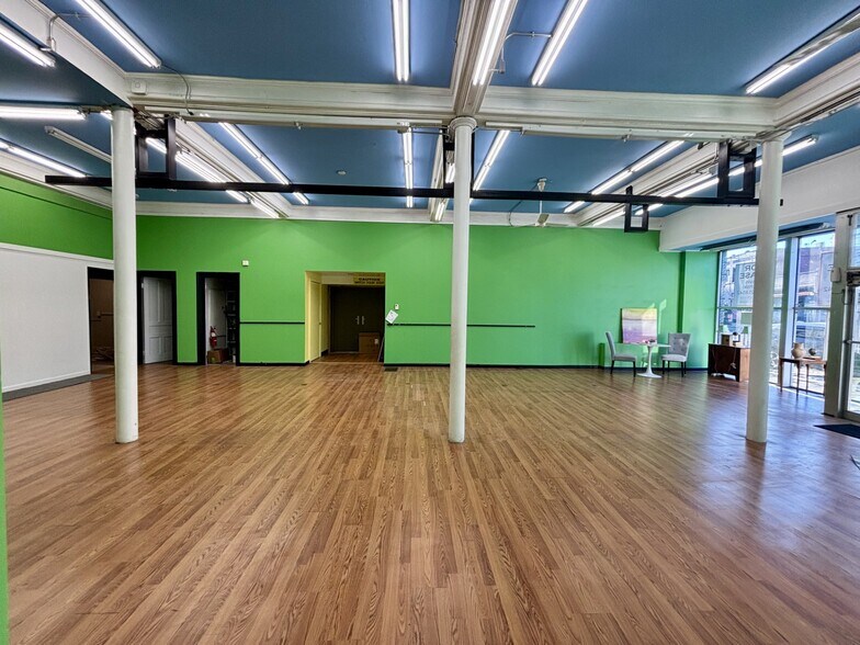 More Photos Of 38-40 E Main St, Torrington Storefront Retail Residential For Lease