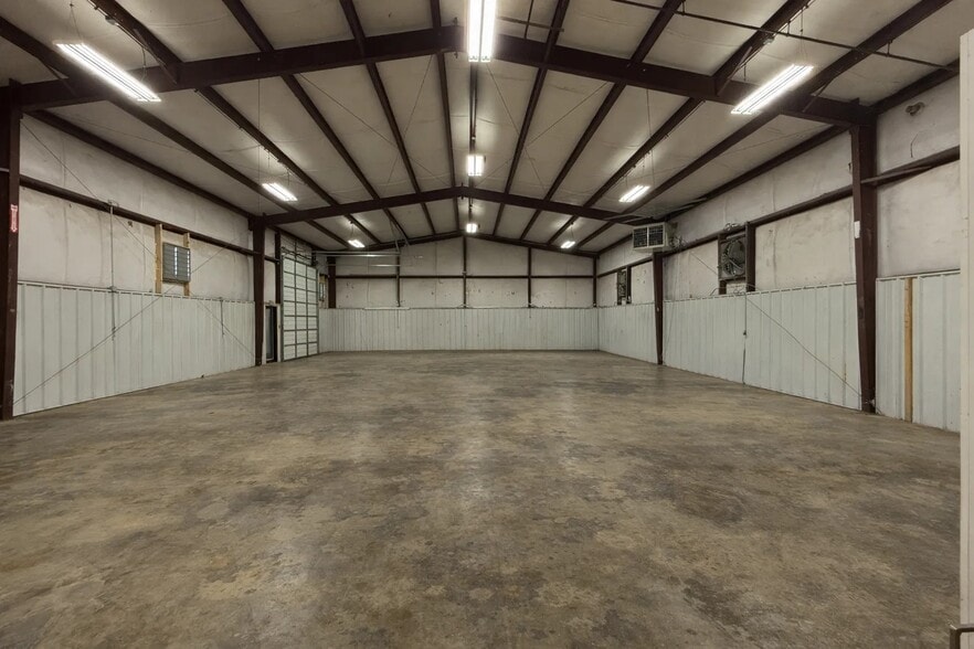 More Photos Of 93 Miller Dr, Jackson Warehouse For Sale