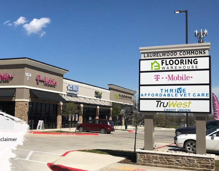 More Photos Of 1824 W Slaughter Ln, Austin Freestanding For Lease