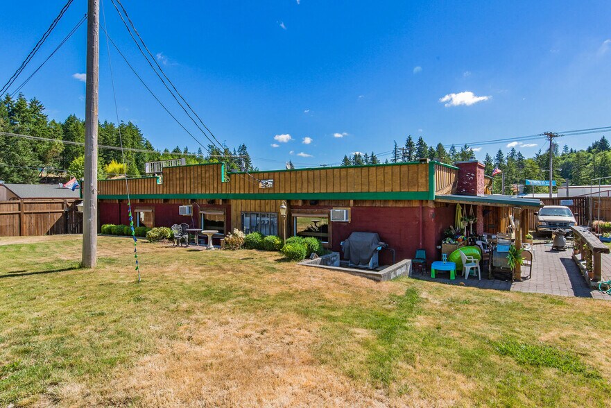 More Photos Of 15610 Olson Dr Kp N, Lakebay Bar For Sale