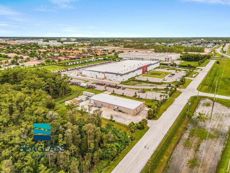 More Photos Of 3890 Veronica S Shoemaker Blvd, Fort Myers Warehouse For Sale