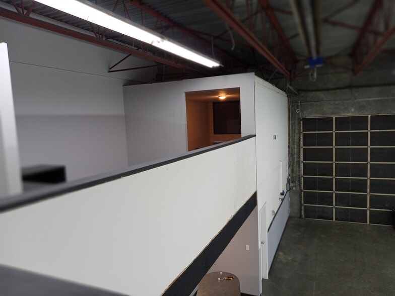 More Photos Of 13325 115th Ave, Surrey Light Manufacturing For Lease