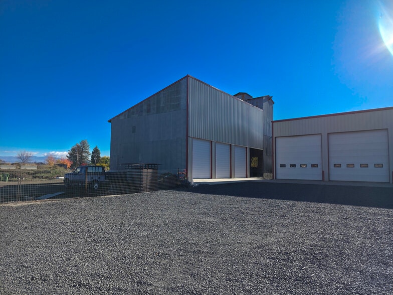 More Photos Of 10 S Commercial St, Cambridge Warehouse For Sale