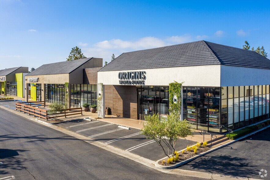 More Photos Of 23461 Ridge Route Dr, Laguna Hills Unknown For Lease