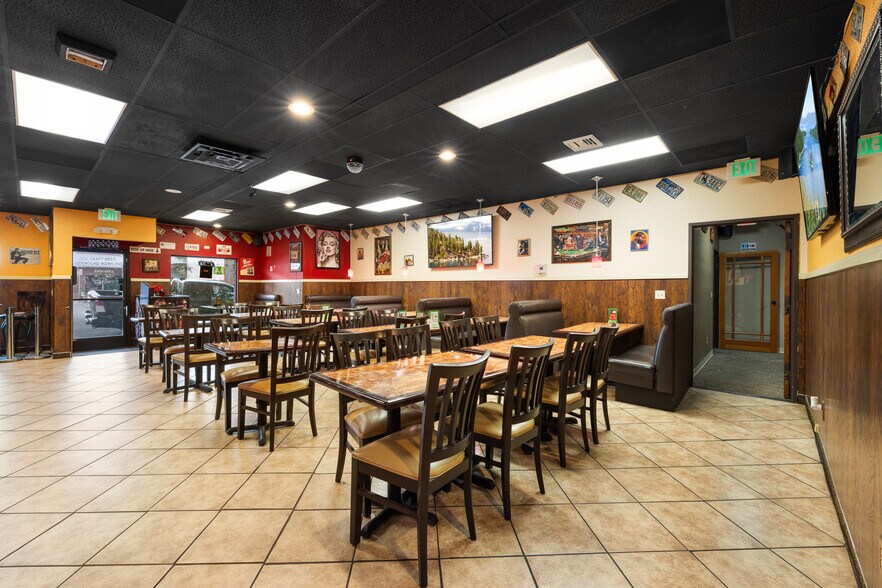 More Photos Of 44844 Elm Ave, Lancaster Freestanding For Sale