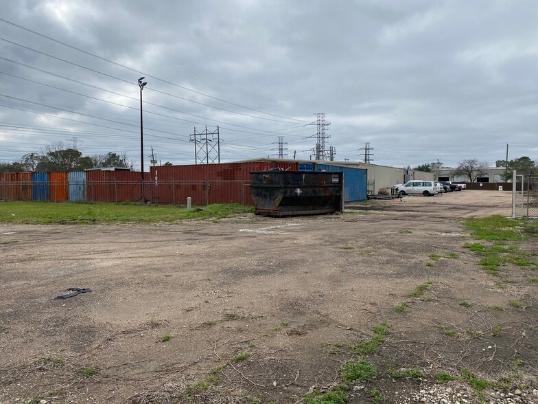 More Photos Of 7103 Baneway Dr, Houston Land For Lease