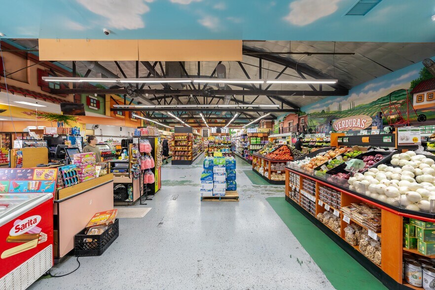 More Photos Of 1600-1610 W Mission Blvd, Pomona Freestanding For Sale