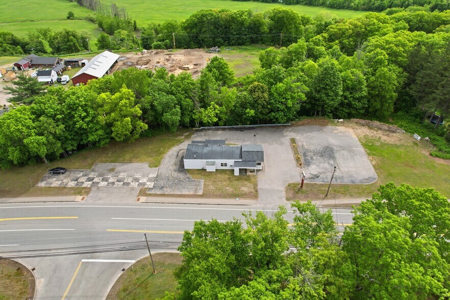 More Photos Of 310 N State St, Concord Auto Dealership For Lease