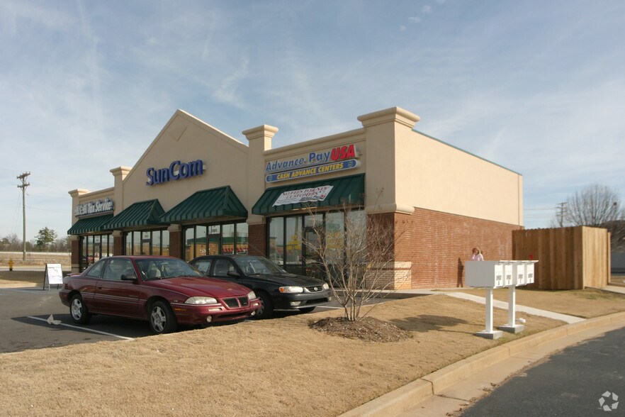 More Photos Of 3907 Grandview Dr, Simpsonville General Retail For Lease