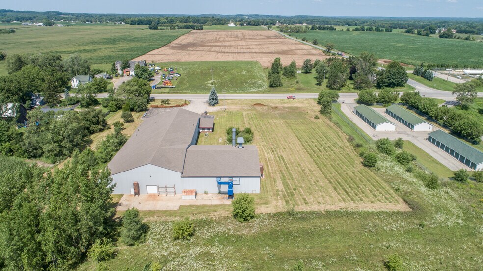 More Photos Of 2100 17 Mile Rd, Kent City Warehouse For Sale