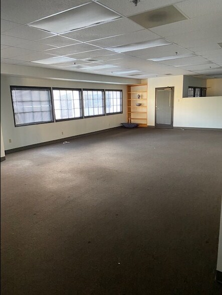 More Photos Of 1611 E 4th St, Santa Ana Loft Creative Space For Lease