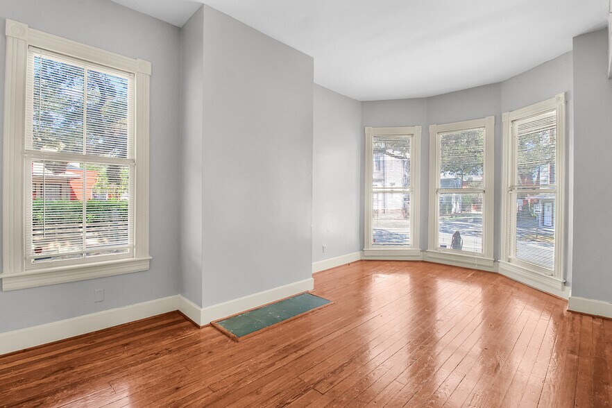 More Photos Of 301 E Henry St, Savannah Multifamily For Sale