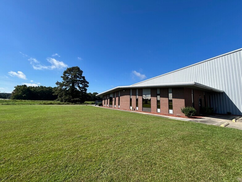 More Photos Of 222 Hwy 58 S, Kinston Warehouse For Lease