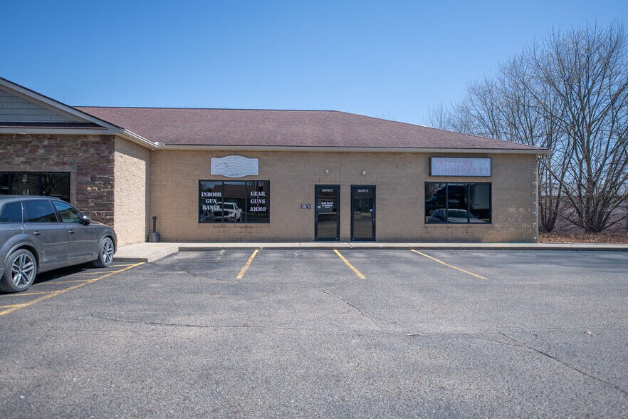 Primary Photo Of 1315 N Wooster Ave, Strasburg Freestanding For Lease