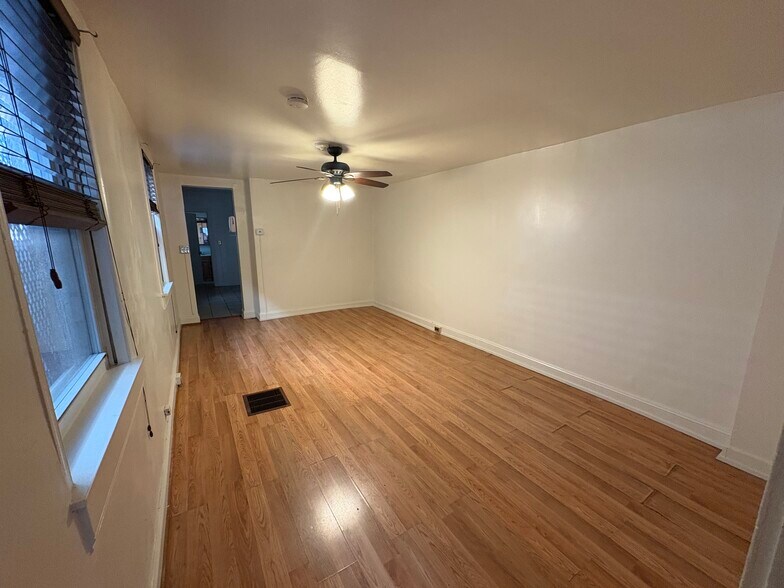 More Photos Of 885 W Lombard St, Baltimore Apartments For Sale