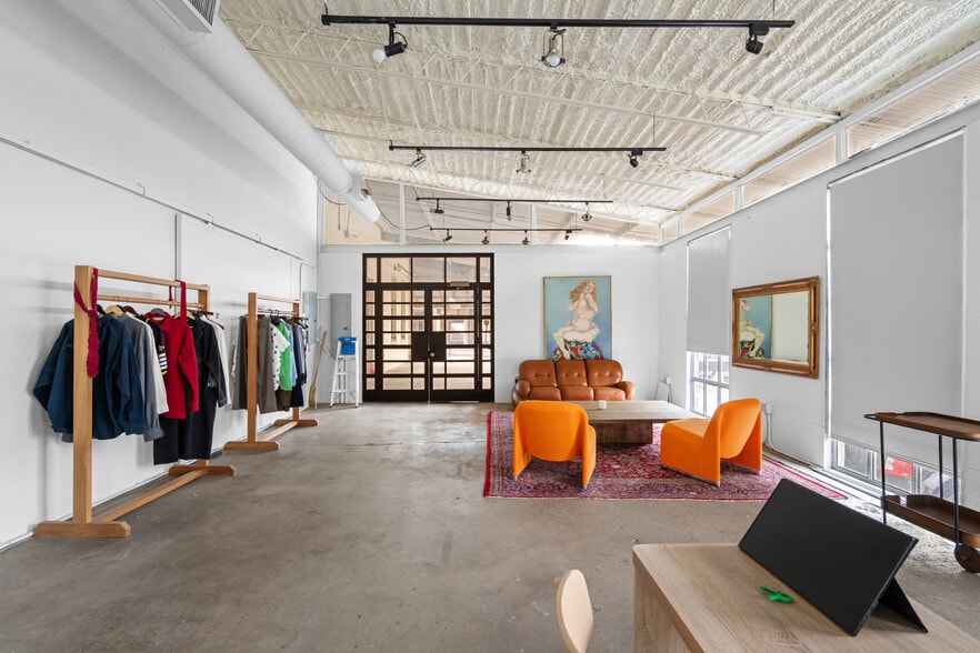 More Photos Of 1113 Vine St, Houston Loft Creative Space For Lease