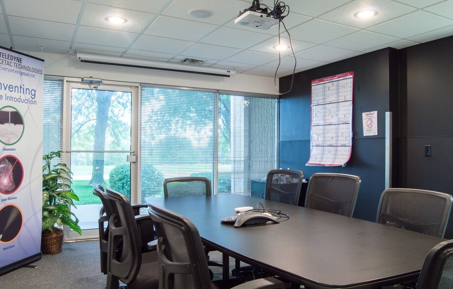 More Photos Of 14306 Industrial Rd, Omaha Light Manufacturing For Sale