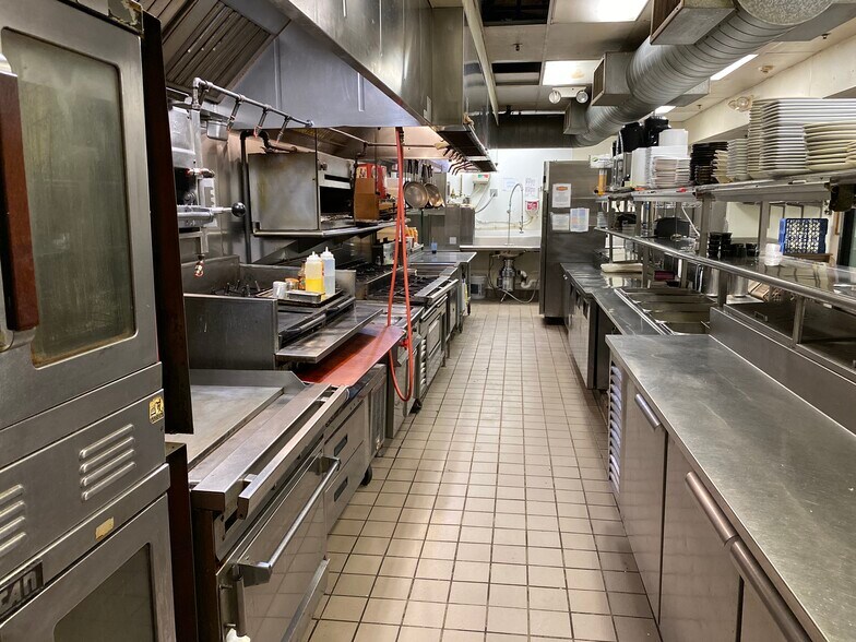 More Photos Of 1370 Burnet Ave, Syracuse Restaurant For Sale