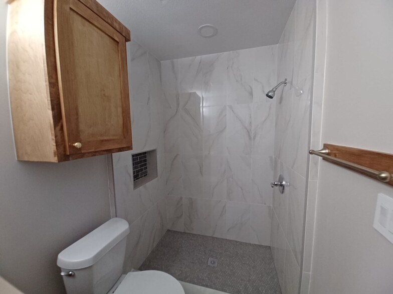 More Photos Of 8205 N La Homa Rd, Mission Apartments For Sale