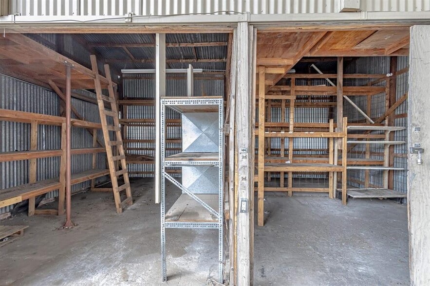 More Photos Of 603 N Loring Ave, Laredo General Retail For Lease