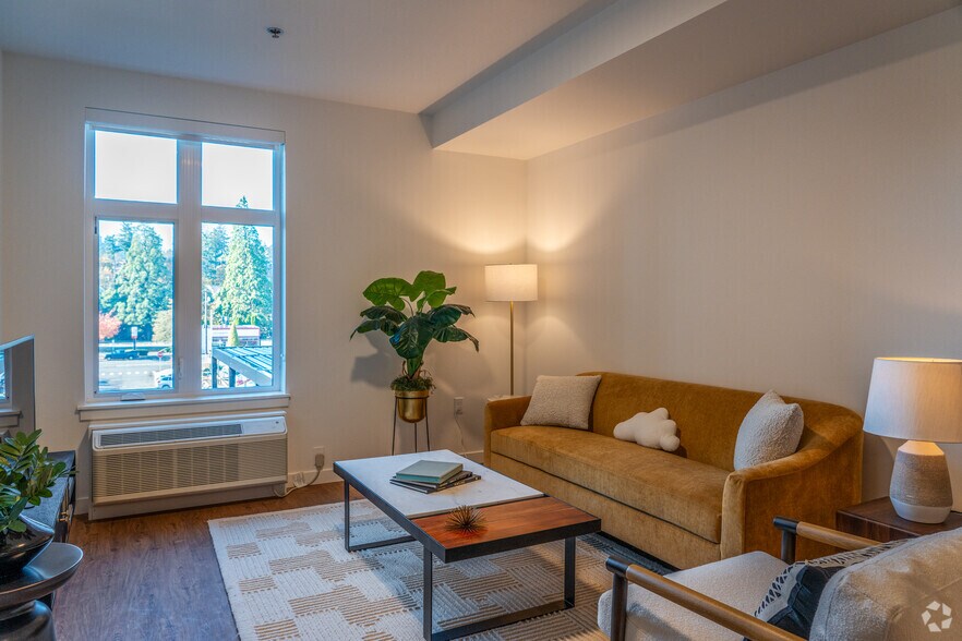 More Photos Of 10306 SE Main St, Milwaukie Apartments For Lease