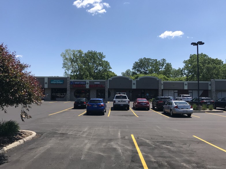 More Photos Of 40000-40170 Hayes Rd, Clinton Township Unknown For Lease