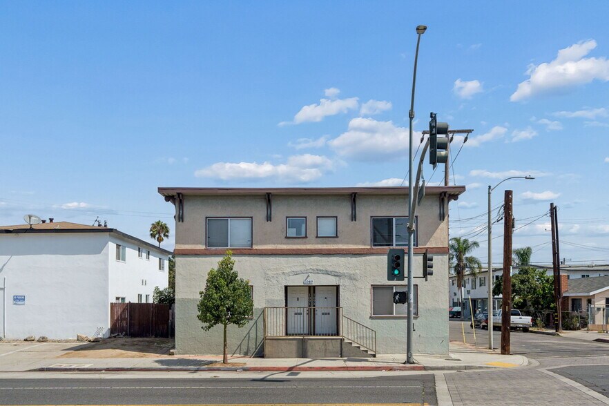 More Photos Of 1089 E 7th St, Long Beach Apartments For Sale