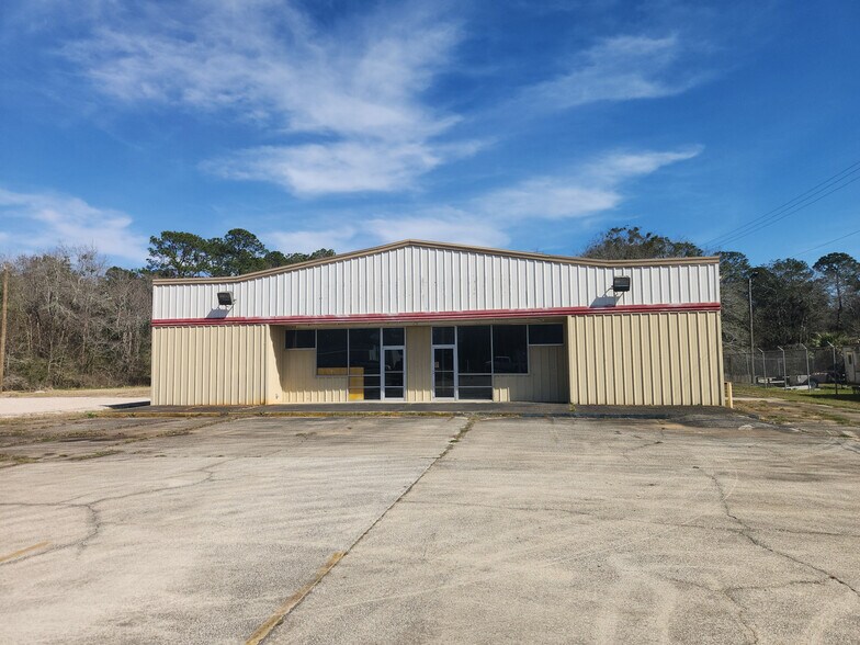 Primary Photo Of 13115 N Wintzell Ave, Bayou La Batre Freestanding For Sale