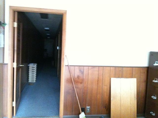 More Photos Of 13 W National, Brazil Office For Lease