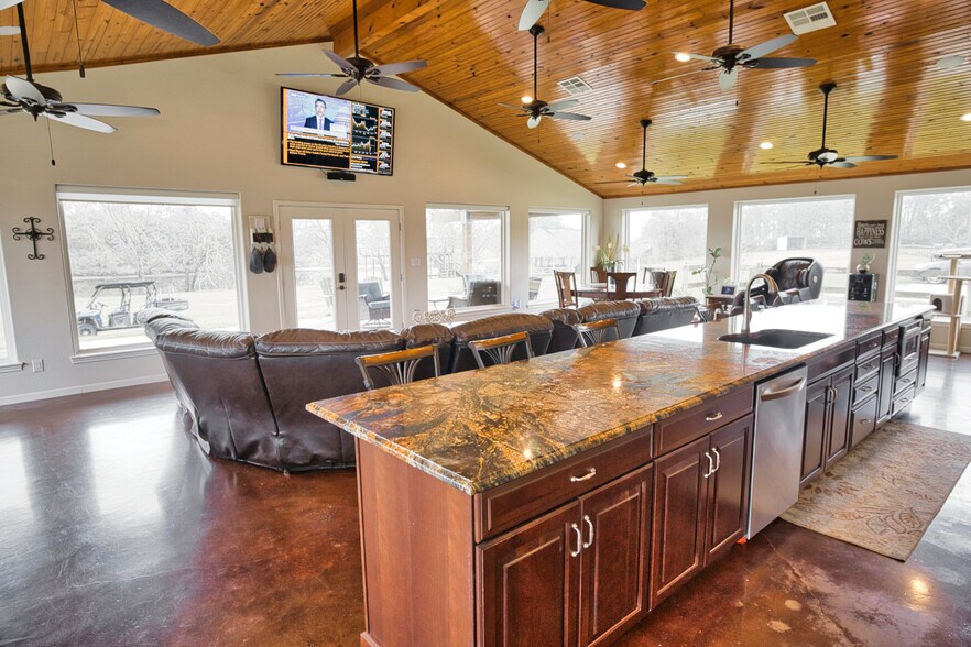 More Photos Of 3559 FM 521 Rd, Brazoria Specialty For Sale