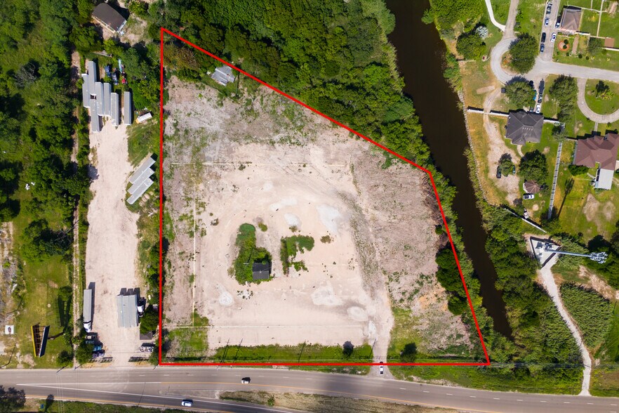 More Photos Of 5243 Frontage Rd, Brownsville Land For Sale