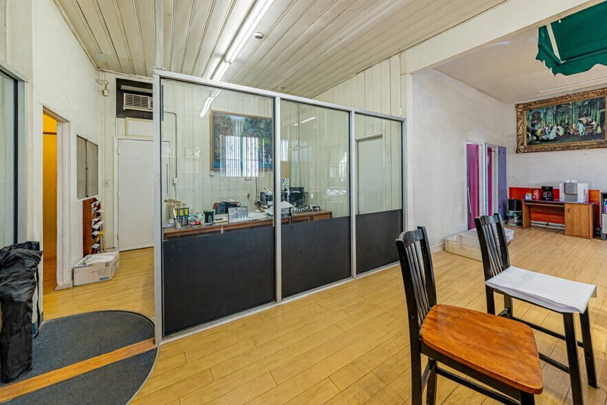 More Photos Of 4922 S Figueroa St, Los Angeles Storefront For Sale