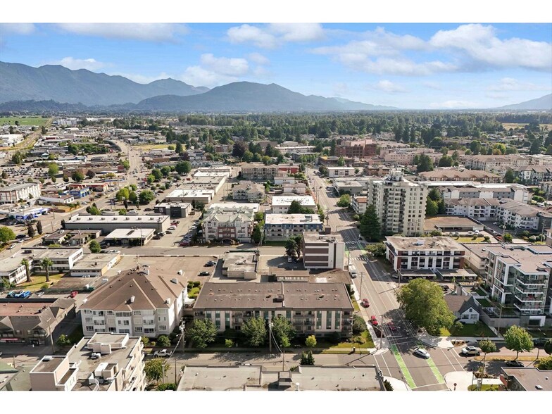 More Photos Of 45744 Spadina Av, Chilliwack Apartments For Sale