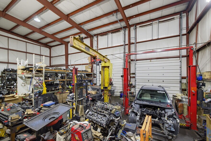 More Photos Of 428 Railroad St, Thomaston Industrial For Sale