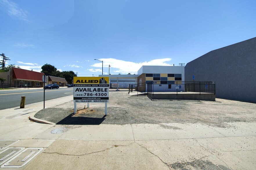 More Photos Of 125 E 6th St, Beaumont Auto Repair For Sale