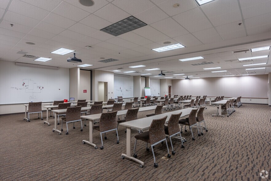 More Photos Of 9500 Glascock Drive, Cresson Office For Sale