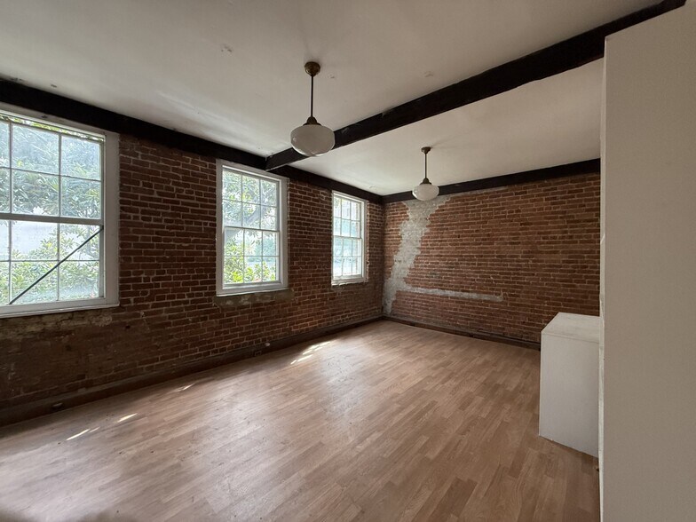 More Photos Of 416 Gravier St, New Orleans Office Residential For Sale