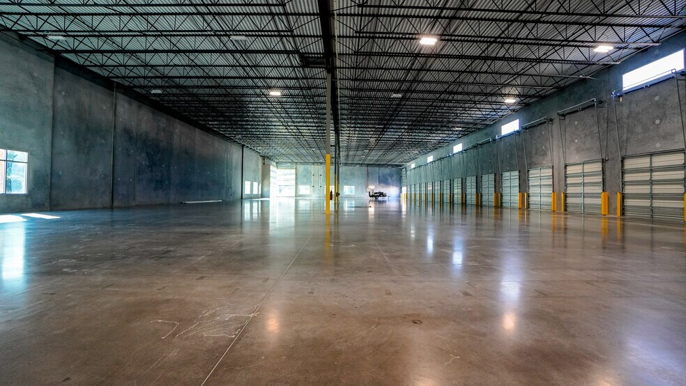 More Photos Of 1290 Ocoee Apopka Rd, Ocoee Unknown For Lease