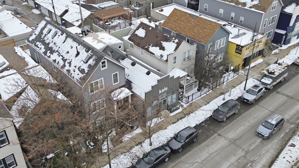 More Photos Of 2447 N Ashland Ave, Chicago Storefront Retail Residential For Lease