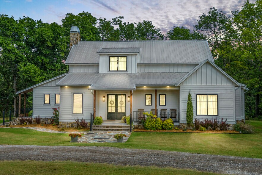 More Photos Of 19501 W 41st St, Sand Springs Specialty For Sale