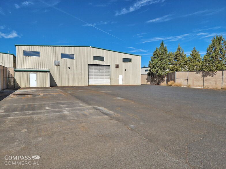 More Photos Of 63360 Powell Butte Hwy, Bend Warehouse For Sale