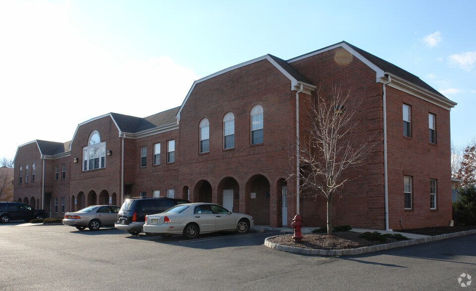More Photos Of 1086-1092 Stelton Rd, Piscataway Medical For Lease