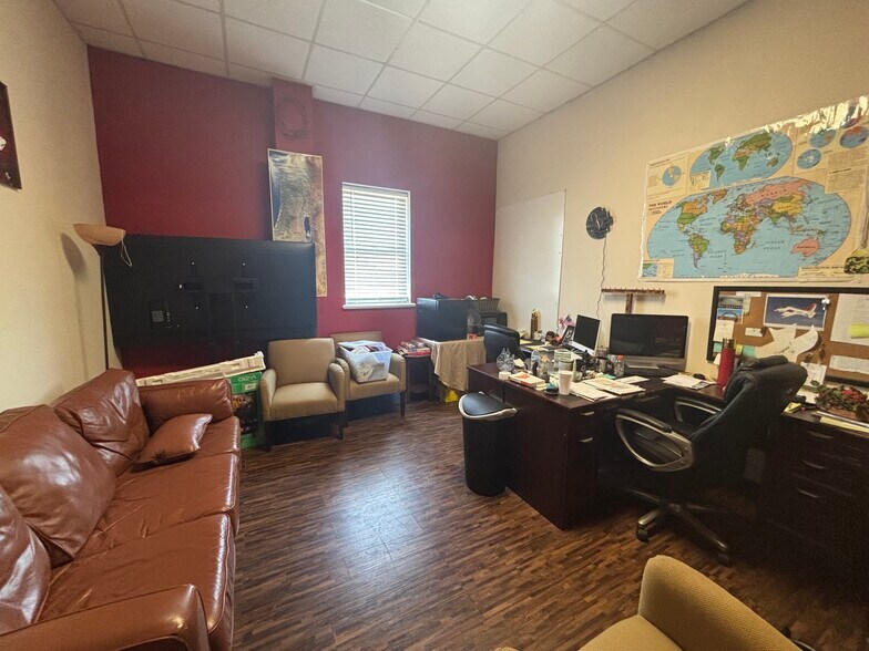 More Photos Of 7208 Mahogany Ave, Fort Smith Specialty For Sale