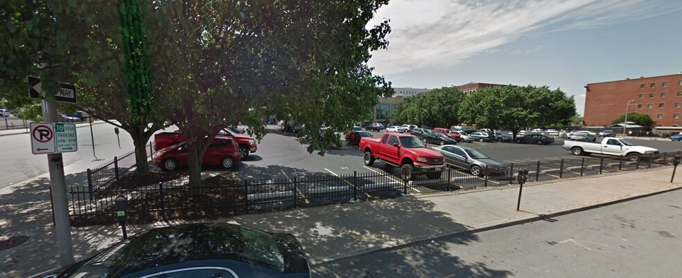 More Photos Of 700 Wyandotte St, Kansas City Land For Sale