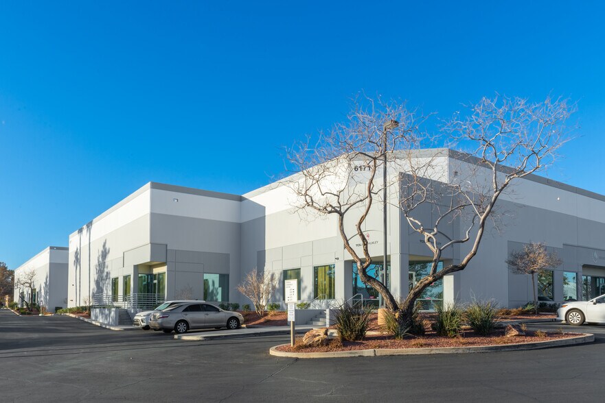 More Photos Of 2875 E Patrick Ln, Las Vegas Unknown For Lease