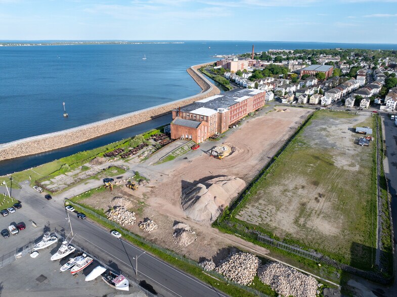 More Photos Of 21 Cove St, New Bedford Land For Lease