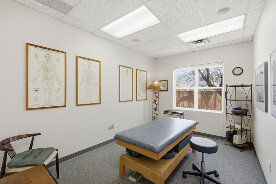 More Photos Of 2074 Galisteo St, Santa Fe Medical For Sale