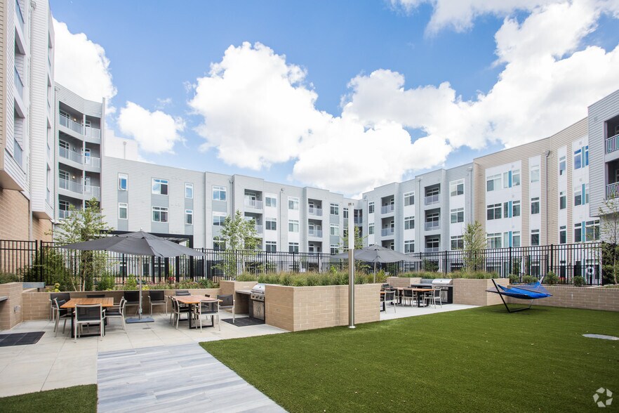 More Photos Of 8010 Gramercy Blvd, Rockville Apartments For Lease